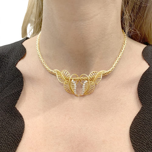 Collier Collier "feuillages" or jaune et diamants. 58 Facettes 35132