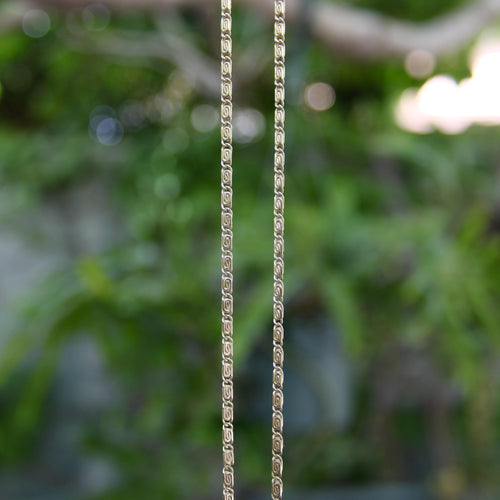 Collier Chaîne vintage à maillons entrelacés en or jaune de 26 pouces 58 Facettes A2003D