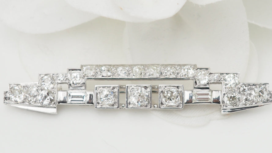 Broche Broche ancienne en platine et diamants 58 Facettes 32714