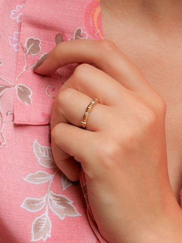 Bague 50 KORLOFF Bague bambou or jaune diamant 58 Facettes J365