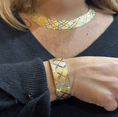 Boucles d'oreilles Parure 3 ors collier et bracelet 18 carats 58 Facettes