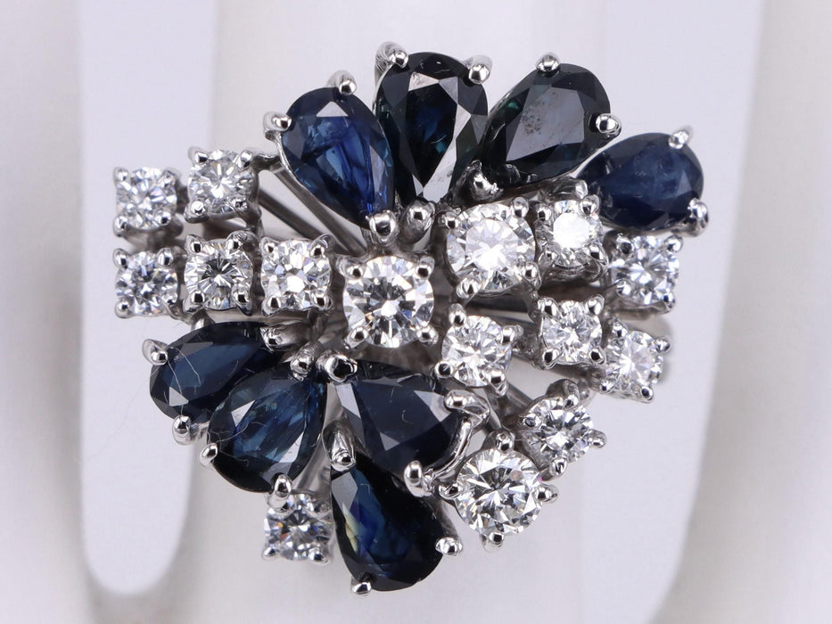 Bouquet sapphire and Diamond white gold ring