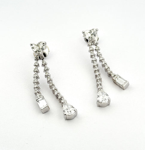 Boucles d'oreilles Boucles d’oreilles pendantes or et diamants naturels 58 Facettes