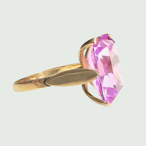 Bague BAGUE AU DESIGN RÉTRO DES ANNÉES 1940-45 EN OR 18 KT AVEC SPINELLE ROSE 58 Facettes Q996A