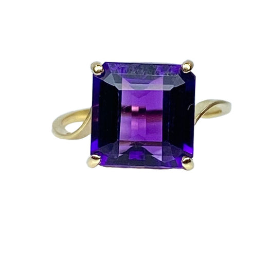 Bague 47 Bague en or jaune et améthyste 58 Facettes AB616