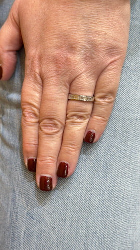 Bague 53 Demi-Alliance or blanc diamants baguettes 58 Facettes