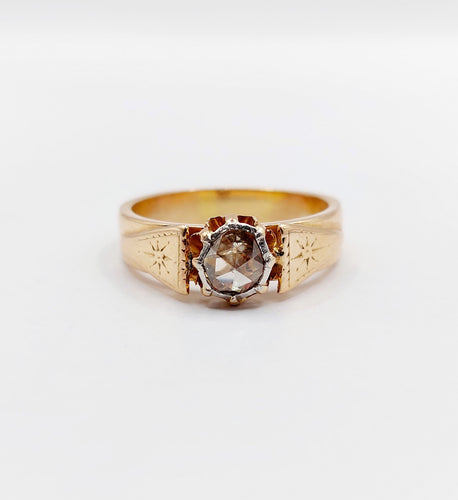 Bague 55 Bague chevalière antique or rose diamant taille rose (circa 1900) 58 Facettes A06285