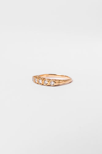 Bague 53 Bague Jarretière en or jaune et diamants 58 Facettes