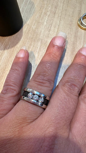 Bague 51 Bague Bachet or blanc, tout en diamants 58 Facettes 096531044019