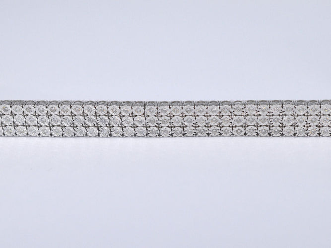 Bracelet Bracelet tennis en or blanc avec 3 rangées de diamants de 2,25 carats 58 Facettes 2173