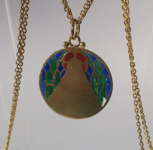 Pendentif Becker - Médaille pendentif Jésus Christ émail plique-à-jour en or jaune 18k 58 Facettes