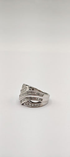 Bague 54 Bague d'éternité vintage en or blanc sertie de diamants 58 Facettes 21002984