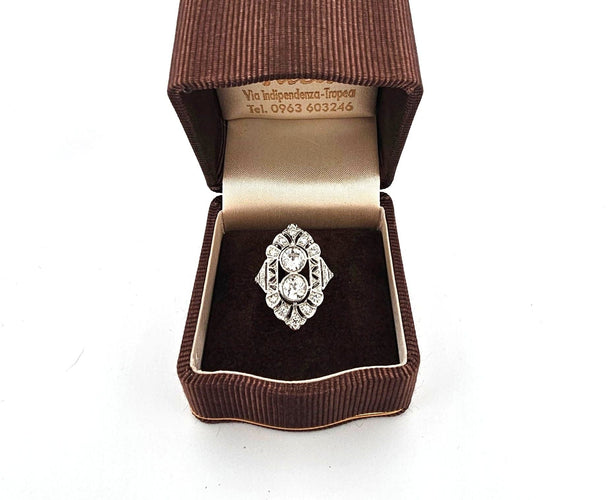 Liberty ring in Platina met diamanten 