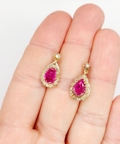 Boucles d'oreilles Dormeuses or jaune, rubis synthétiques et diamants taille ancienne (circa 1920) 58 Facettes A04818