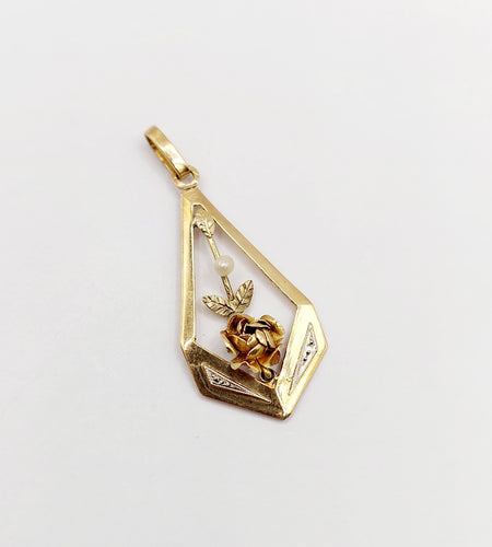 Pendentif Pendentif Art Déco or rose orné d'une perle (circa 1920) 58 Facettes A06040