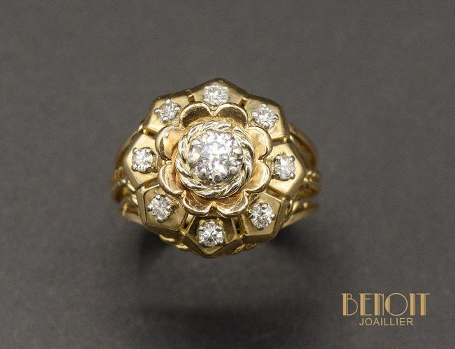 Bague Bague Dôme Fleur Diamants 58 Facettes A10516