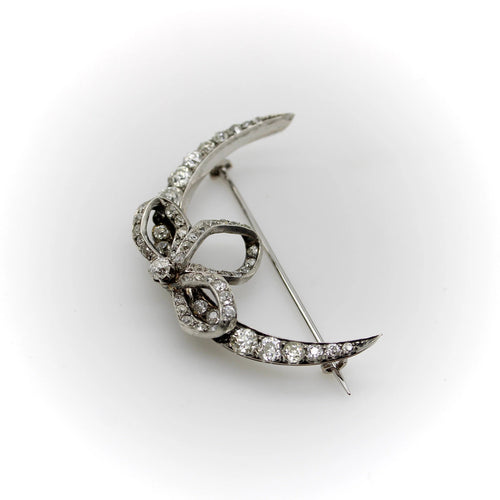 Broche Broche croissant de lune en diamant 58 Facettes