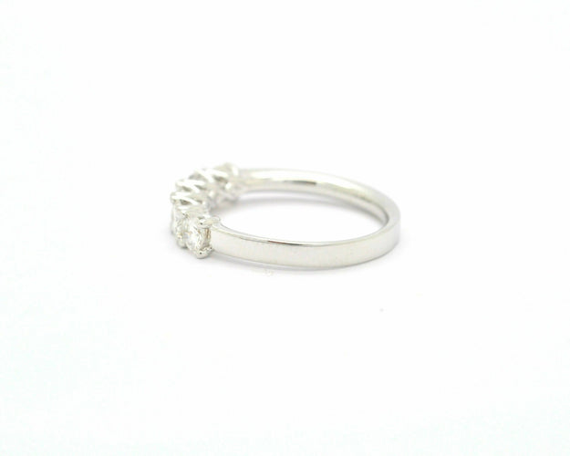 Bague Bague Rivière en or blanc 0,86 ct 58 Facettes