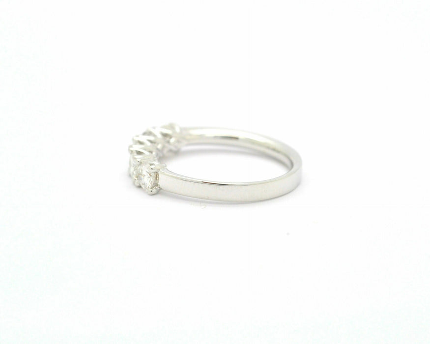 Bague Bague Rivière en or blanc 0,86 ct 58 Facettes