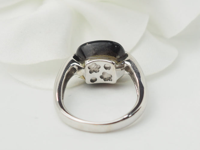 Anel em ouro branco, quartzo fumado e diamantes 