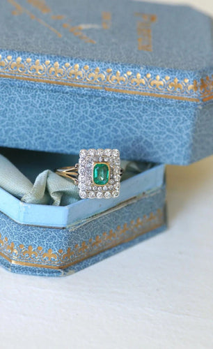 Bague émeraude colombienne double entourage diamants 58 Facettes