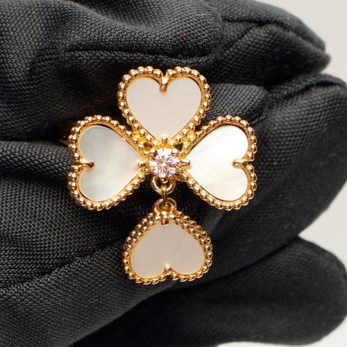 Bague 51 Van Cleef & Arpels - Bague Sweet Hearts or jaune, diamants, nacre 58 Facettes