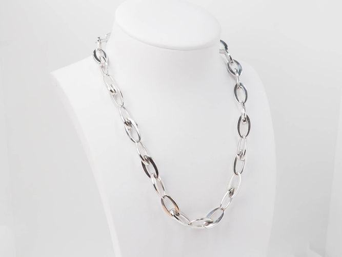 Collier Collier maille ovale en or blanc 58 Facettes 23426