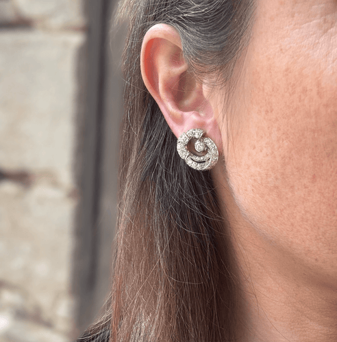 Boucles d'oreilles Clips d'oreilles platine et diamants 58 Facettes REF2534-301