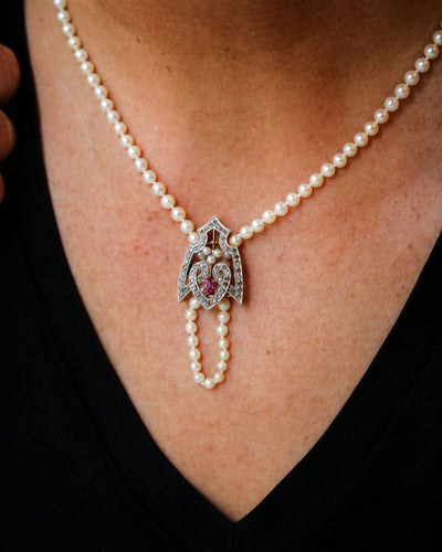 Collier Coulant de Sautoir ou Pendentif en Or jaune, Rubis et Perles 58 Facettes A11577