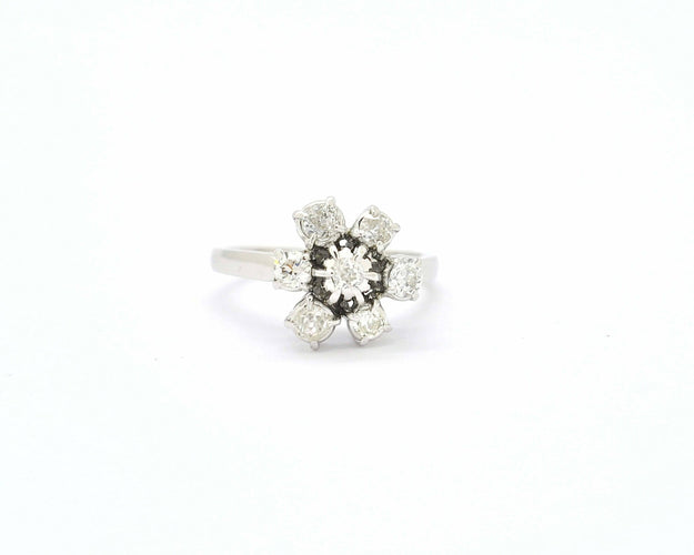 Bague Bague en or blanc et diamants 58 Facettes