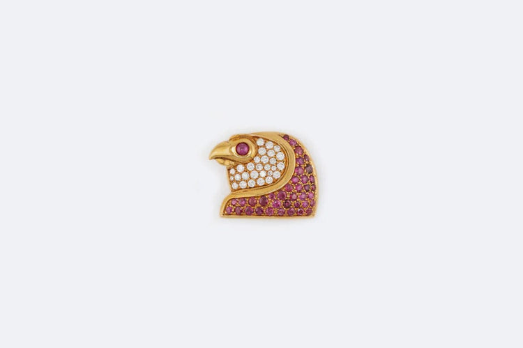 Broche Oro Giallo Broche tête d'aigle en or jaune ornée de rubis et de diamants pavés 58 Facettes spl77