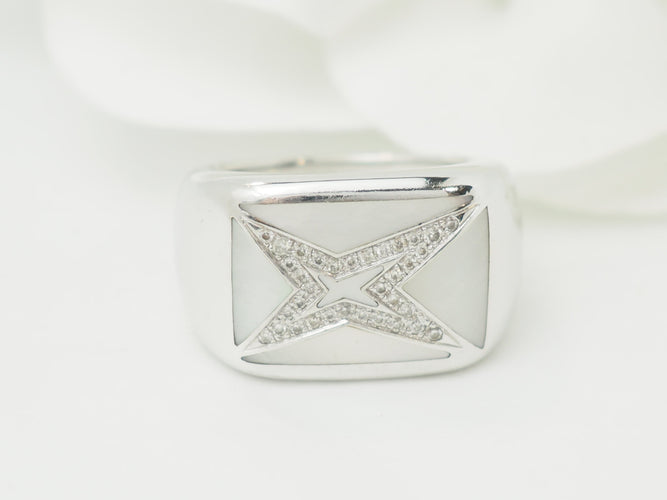 Anel 50 Anel Mauboussin "Grande vida" em ouro branco, madrepérola e diamantes 58 Facettes 33601