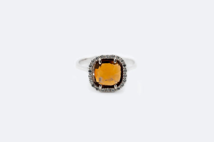 Bague Oro Bianco / 18 Bague en or blanc avec pierre jaune 58 Facettes anl04