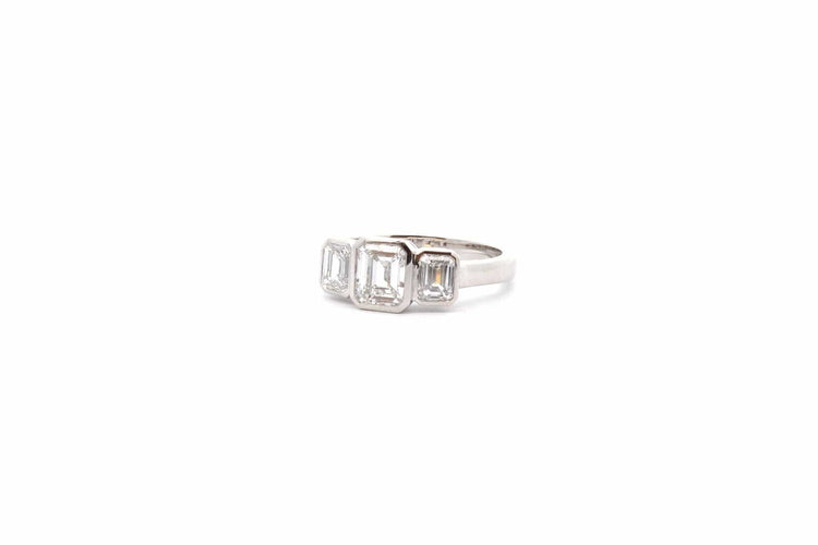 Bague 52.5 Bague diamant taille émeraude 1,03cts F/SI2 58 Facettes 24407-26413D-26533