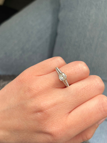 Bague 53 Bague en diamant d'une ancienne mine 58 Facettes