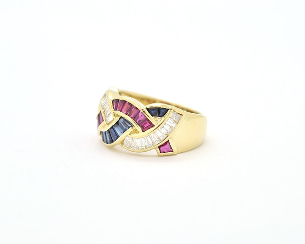 Bague Bague en or jaune avec diamants, rubis et saphirs 58 Facettes