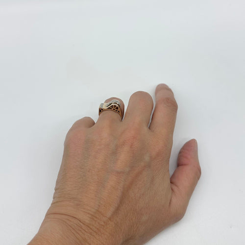 Bague 52 Bague tank platine, or rose et diamants 58 Facettes Z1351810