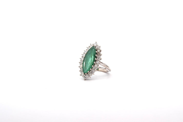 Bague Bague vintage émeraude et diamants en or 18k 58 Facettes 26383