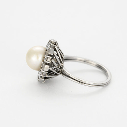 Bague 54.5 Bague fleur en platine, perle et diamants 58 Facettes GU230