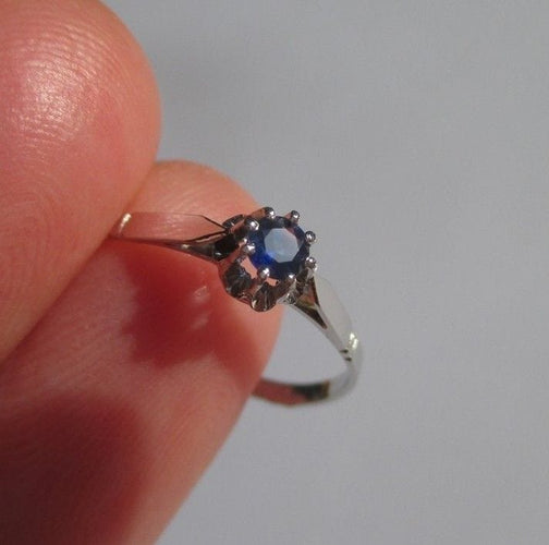 Bague 52 Bague solitaire saphir or blanc et platine 58 Facettes