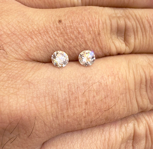 Boucles d'oreilles 2 diamants de 0,58 carat pour puces d’oreilles 58 Facettes