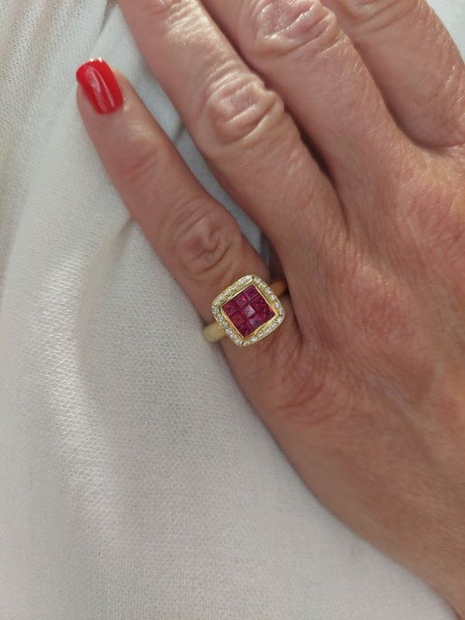 Bague 50 Bague or jaune rubis et diamants 58 Facettes 089911