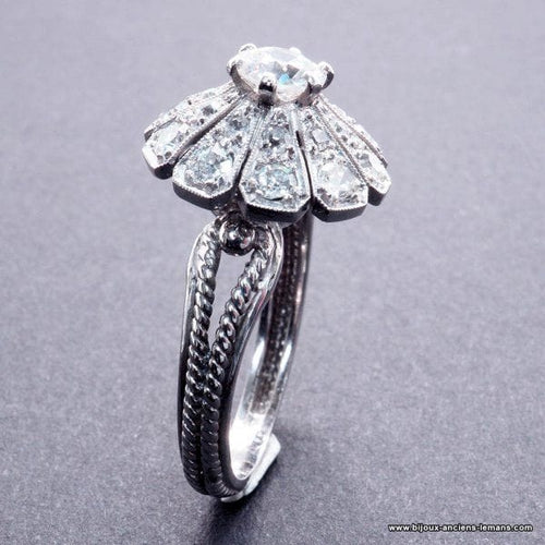 Bague 56 Bague marguerite or blanc et platine diamants époque art déco 58 Facettes 4072