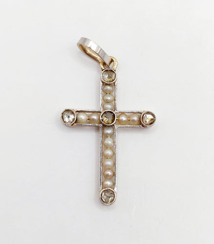 Pendentif Pendentif croix Art Déco or, diamant taille ancienne, diamant taille roses et perles (circa 1920) 58 Facettes A05200