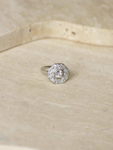 Bague 53 Bague Octogonale Art Déco Platine et Diamants 0,65 Ct 58 Facettes