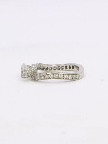 Bague 48 Bague solitaire or blanc diamants taille brillant 0,90 ct 58 Facettes 1084.2