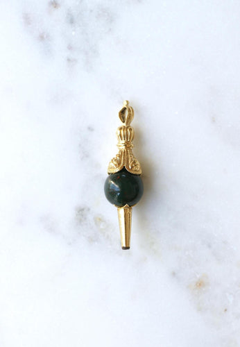 Montre Clef de Montre or jaune et Jaspe Sanguin 58 Facettes