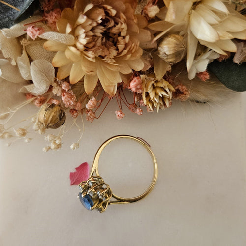 Bague Bague Marguerite or jaune saphir diamants 58 Facettes MG137