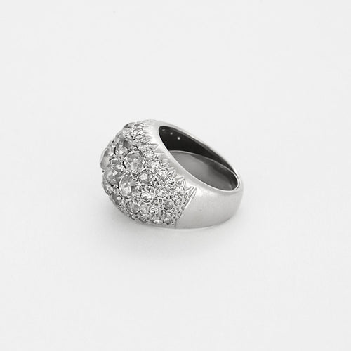 Bague 48 Bague dôme en or blanc et diamants 58 Facettes MAN1695