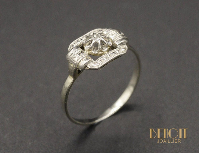 Bague 45.5 Bague Art Déco Diamant et Platine 58 Facettes A10574